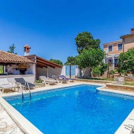 Holiday home 33 Medulin