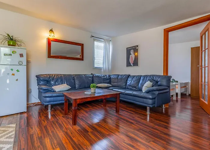 33 Дом отдыха *