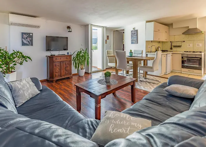 33 Дом отдыха