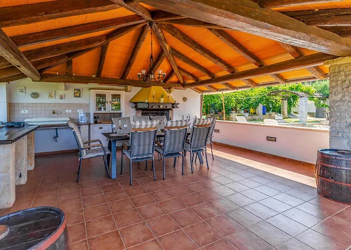 Дом отдыха 33